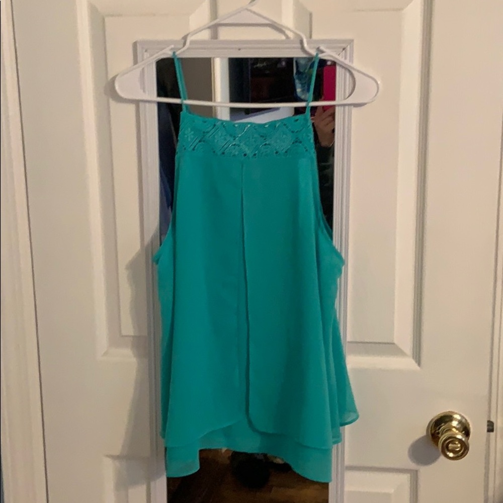 Light weight top.. great for summer !